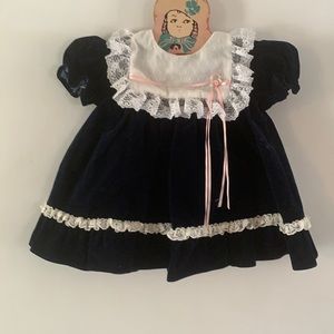 Vintage Cutest One navy velvet dress with white lace collar & pink ribbons